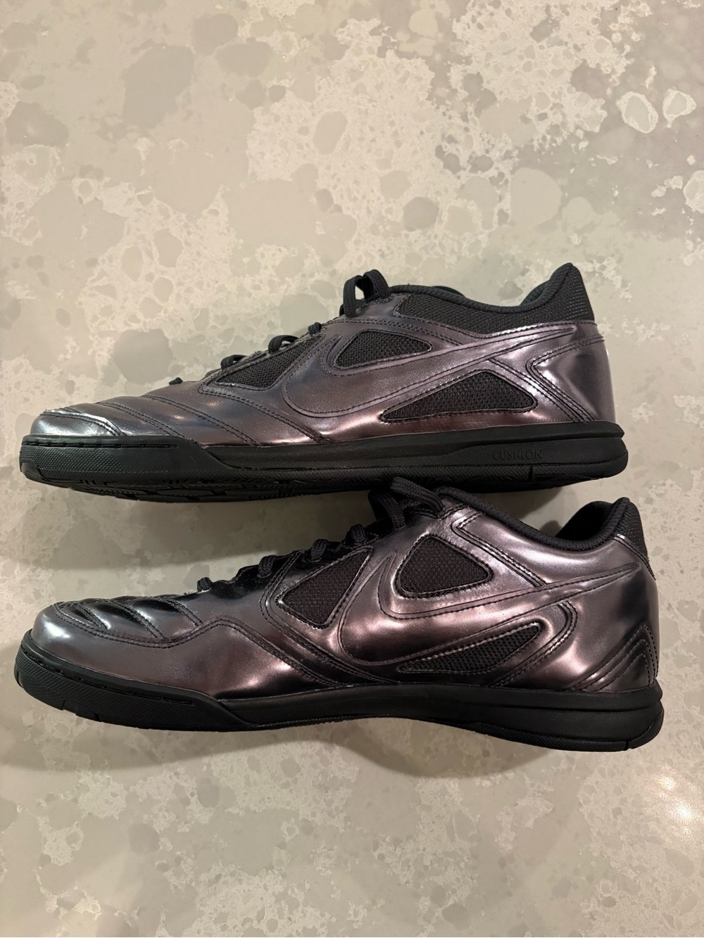 Nike Gato Men’s 11 NWT Metallic Graphite